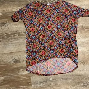 Lularoe women’s small multi colored top